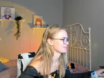 female cam girl linellali image #2482478
