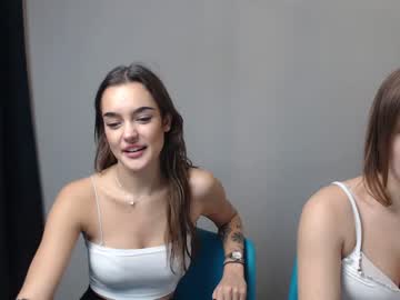 female cam couple nina_marina image #2946994