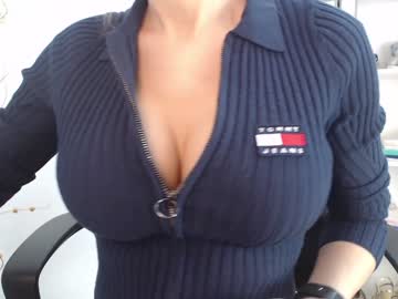 female cam girl drink_my_juices image #1110353