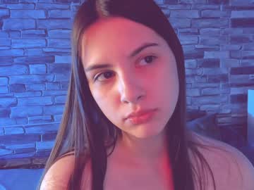 female cam girl iliziamain image #1554392