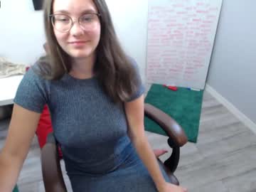 female cam girl yourcrazyneightbor image #2395193