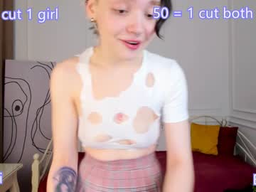 female cam couple elis__bae image #3486820