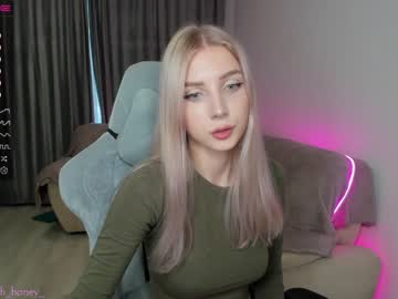 female cam girl oh_honey_ image #2511479