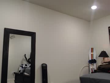 female cam man benny_bee image #482036