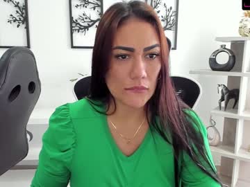 female cam couple emillybrowm image #1937167
