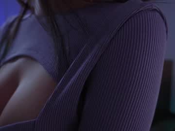 female cam girl houseofkei image #2541539