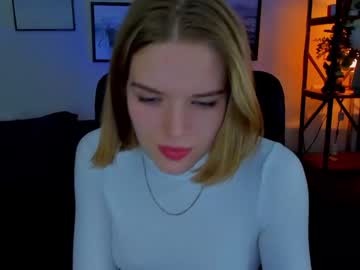 milvus_nol  female  webcam