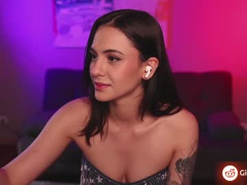female cam girl gia_baker image #2132359