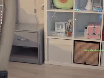 female cam girl mia_milagros image #2076017