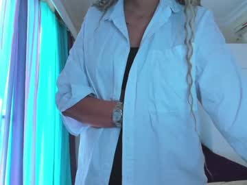female cam girl 8a8y_nura image #2445002