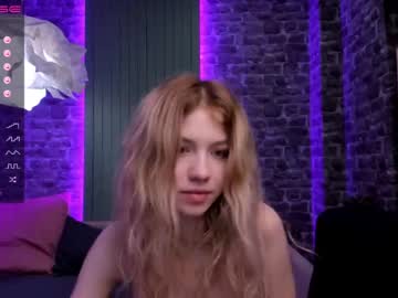 female cam couple bethmad image #243849