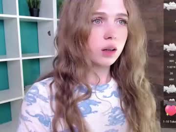 female cam girl small_blondee image #2086552