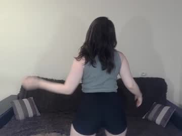 female cam girl cutiecarmen_ image #1723767
