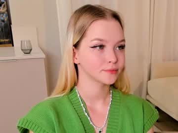 female cam girl kimlewi image #3956950