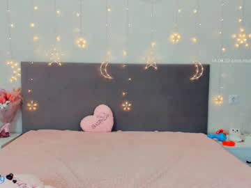 female cam girl elza_99 image #2648197