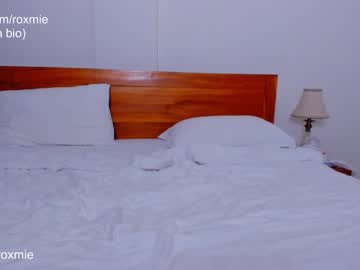 female cam girl amazing_roxana image #3901720