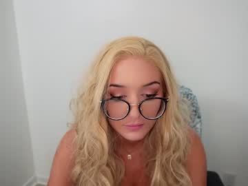 female cam girl siennaissubmissive image #3950522