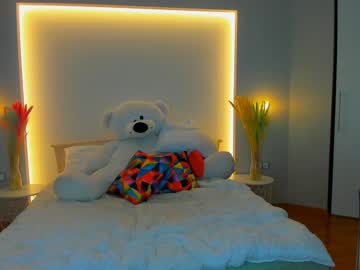 female cam girl cristall_white image #17241