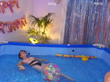 female cam girl juicyandthepussyblvd image #2220453