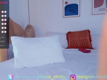 female cam girl diana_smiley image #1479551