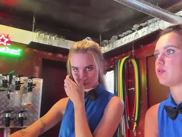 female cam couple dirtypub image #2517016