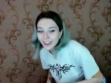 female cam girl yuinika_ image #4019214