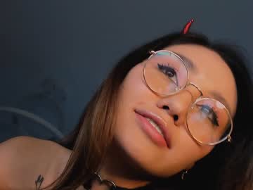 female cam girl killer_face image #328120