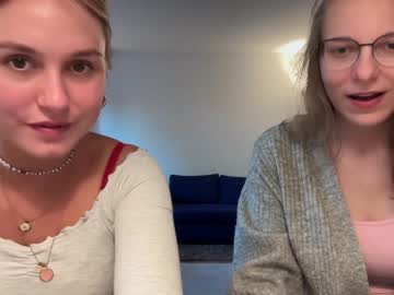 female cam girl lillybambus image #3960363