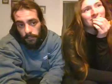 female cam couple spillthewine420 image #1207425