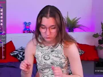 female cam girl beverleyelliott image #2262987