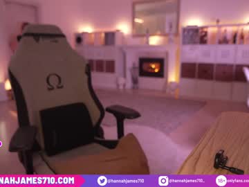 female cam girl hannahjames710 image #1055637