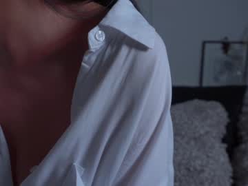 female cam girl houseofkei image #1802180