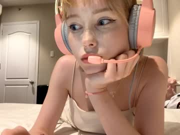 maudhendry  female  webcam