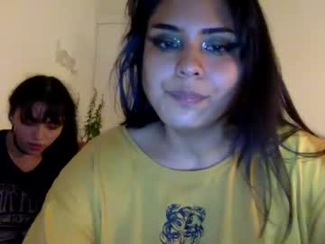 female cam couple phenomenalgirls image #1108339