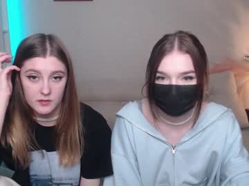 female cam couple dari_mir image #466767