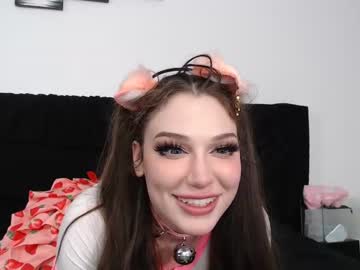 female cam couple lilylouofficial image #1724179