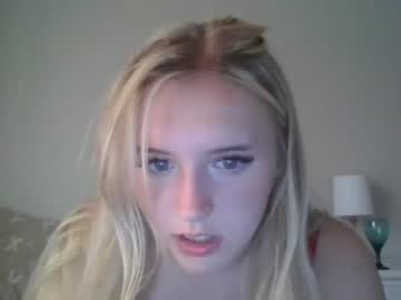 female cam girl dumb_blonde69 image #3939818