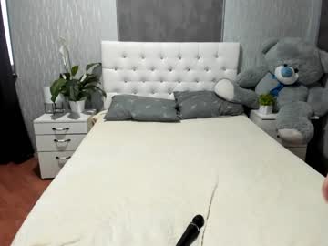 female cam girl emmika_ image #1164573