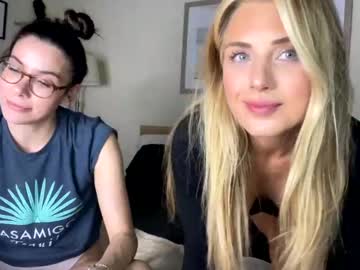 female cam girl theselina_kyle image #1258204