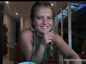 female cam couple sunshinekate image #228739