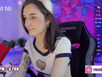 female cam girl ronnie_moon image #590145