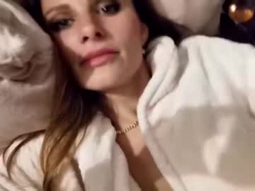 twohorny31  webcam