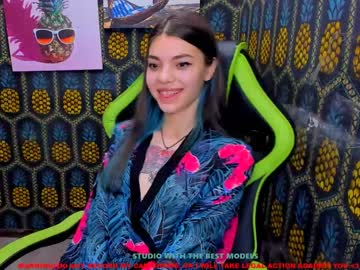 female cam girl maura_shy image #593979
