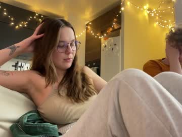 female cam couple di_n_alex image #3600004