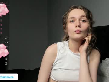female cam girl mxxnsxsul image #2789808