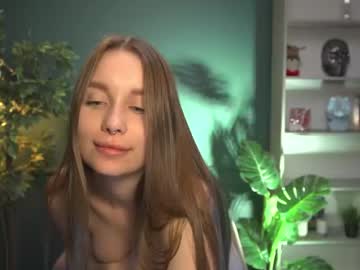female cam girl elleyrayman image #1408562