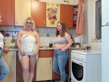 female cam couple juliana35 image #1484669