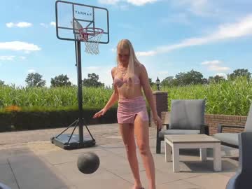 female cam girl siswet19 image #2373926