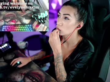female cam girl evelyne92 image #2747781