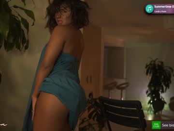 female cam girl arletnoa image #1443420